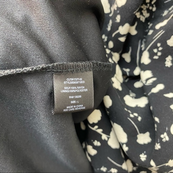 TRIXXI Dress Size Large Floral Black Ivory Rayon - Picture 11 of 11